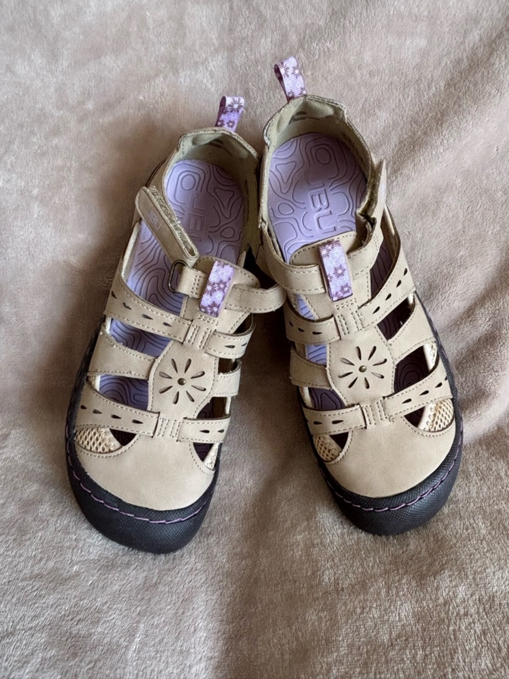 JBU Leather Beige and Lavender Women’s Sport Sandals 6.5